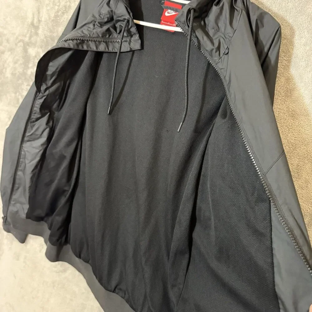 Nike Windrunner Jacket Mens S Black Full Zip Hooded Windbreaker Logo 727324